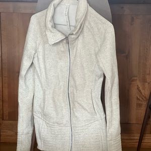 Womens lululemon sweatshirt